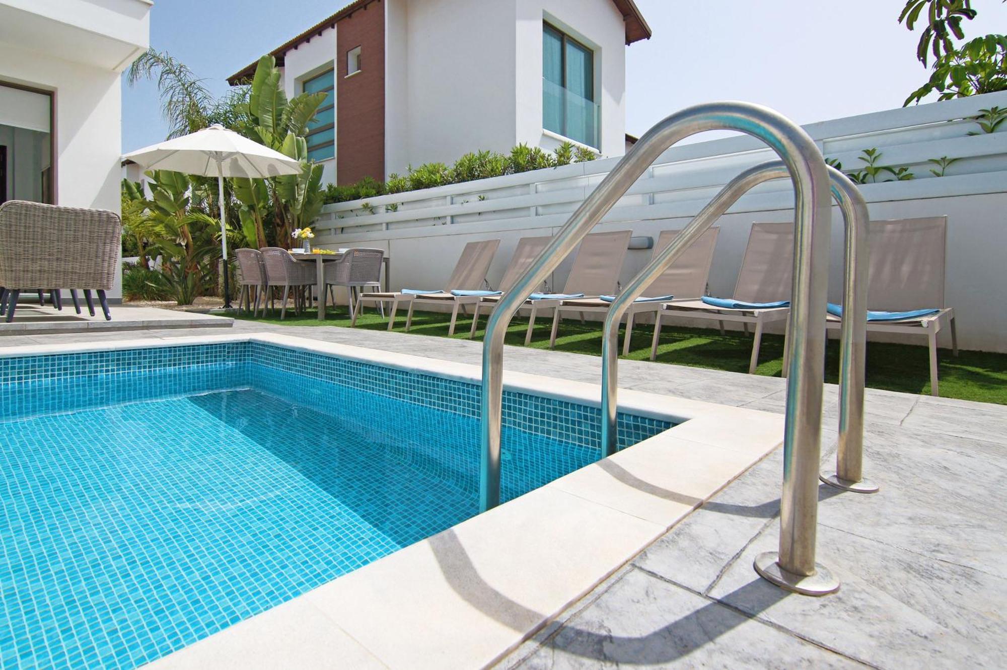 Villa Dina بروتاراس المظهر الخارجي الصورة